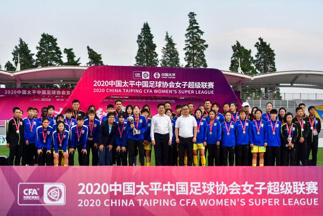 深圳男篮逆转山西，贺希宁表现出色助队取胜
